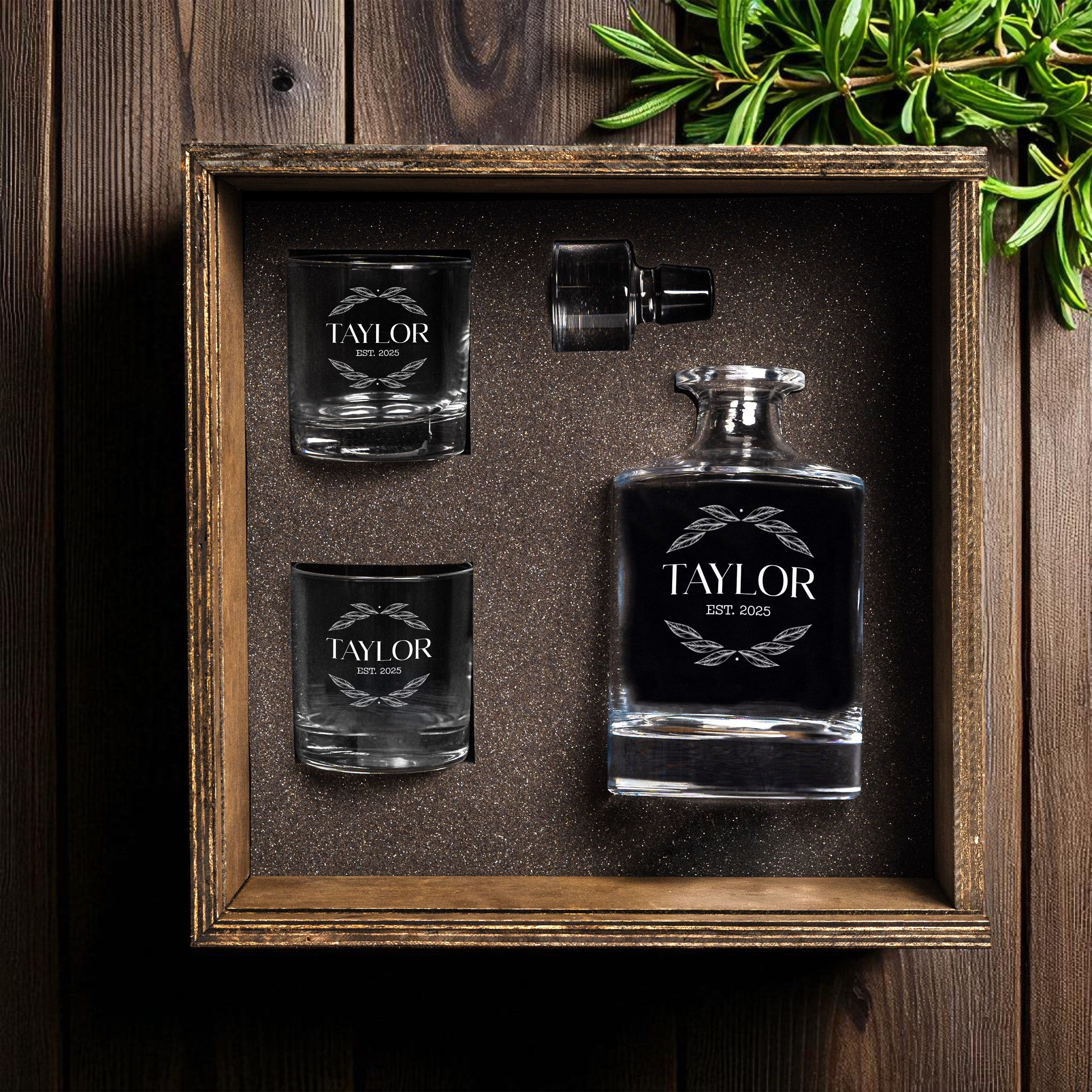 Aberdeen Decanter Set with Custom Gift Box - Signature Designs